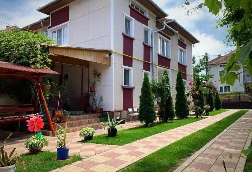 ペンション Casa Mary