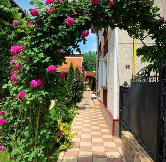 پانسیون Casa Mary