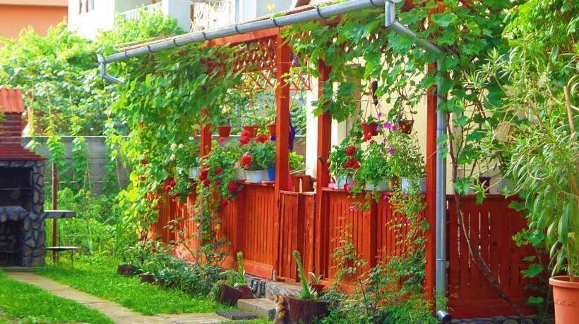 پانسیون Casa Mary