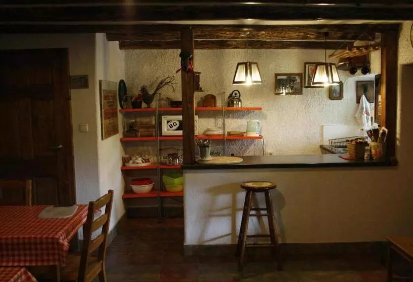پانسیون Guest House Kamenik
