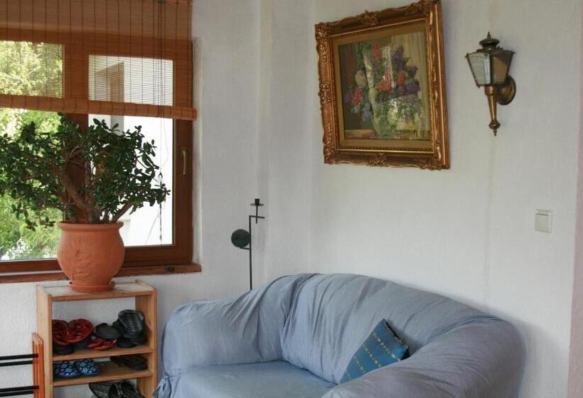 ペンション Guest House Kamenik