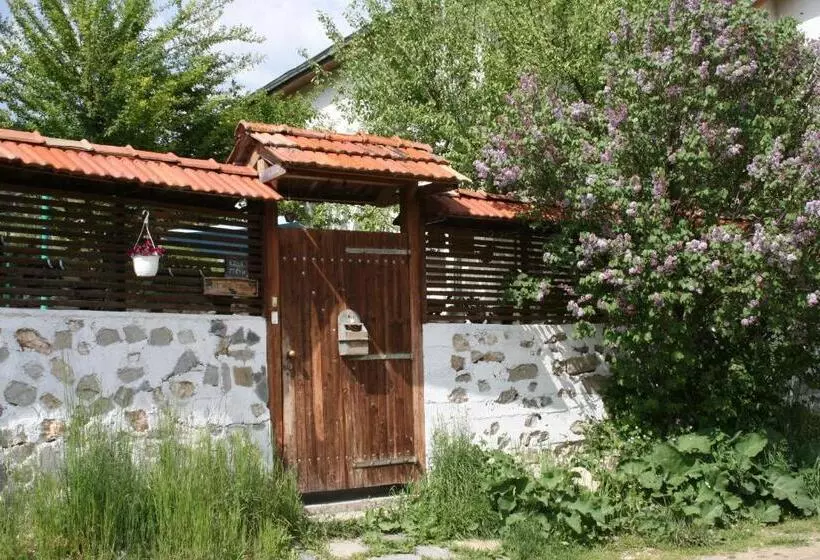 پانسیون Guest House Kamenik