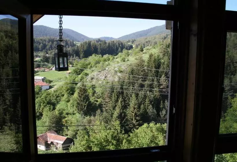 پانسیون Guest House Kamenik