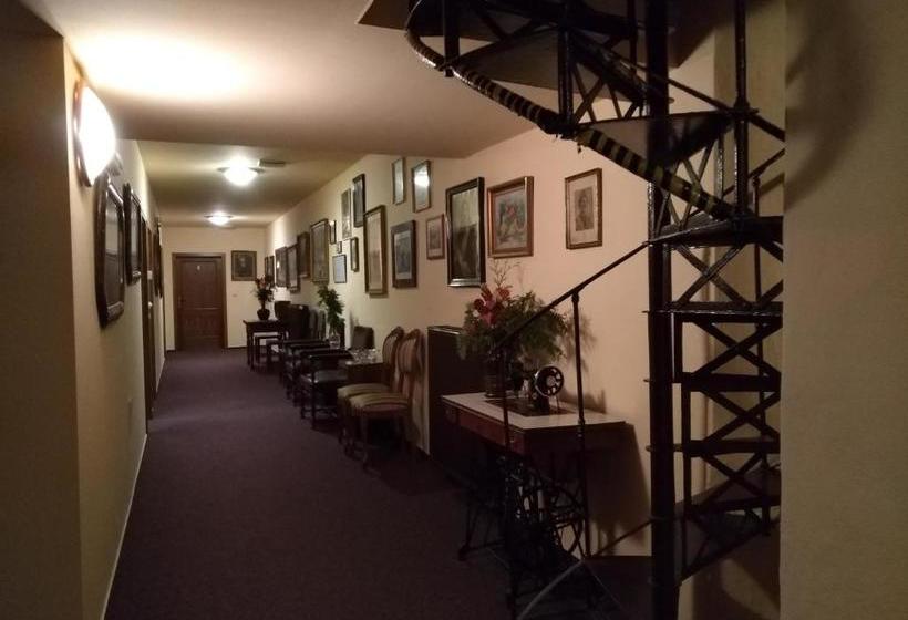 Пансион Guest House U Zámku