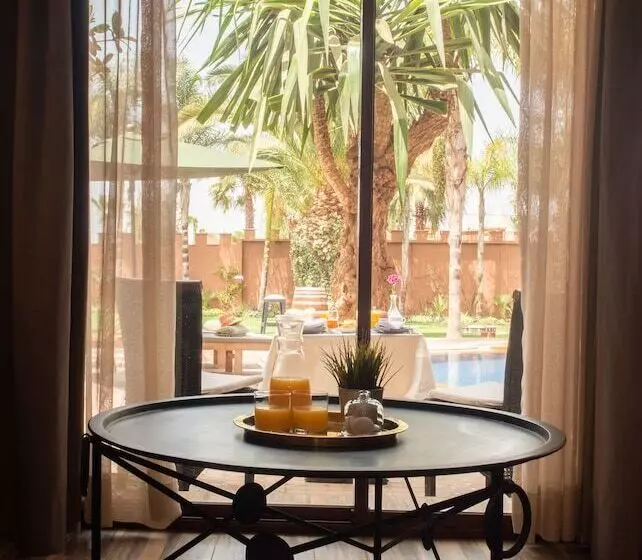 Majatalo Le Domaine Limoune