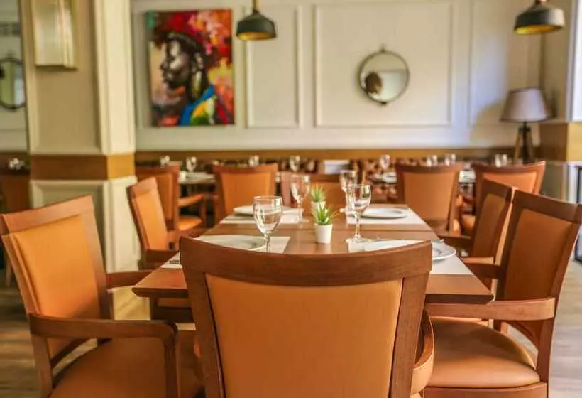 Majatalo Le Domaine Limoune