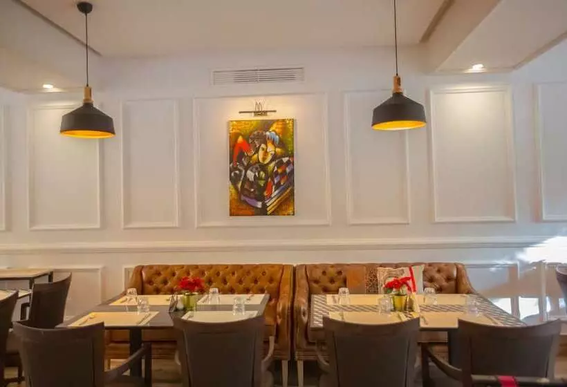 Majatalo Le Domaine Limoune