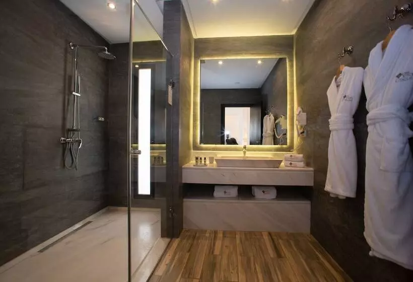 Majatalo Le Domaine Limoune