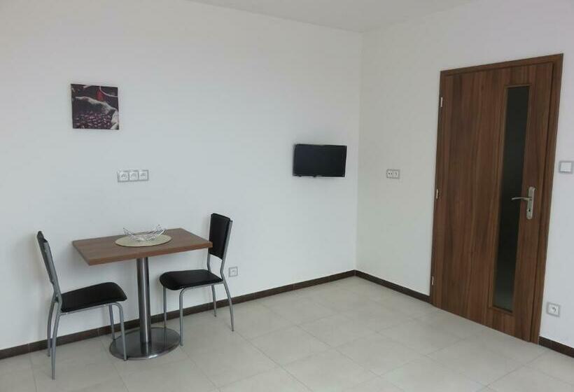 ペンション Penzion U Dulíka