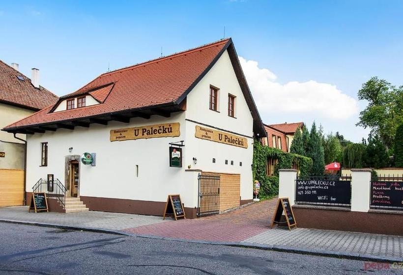 ペンション Restaurace A Penzion U Palečků