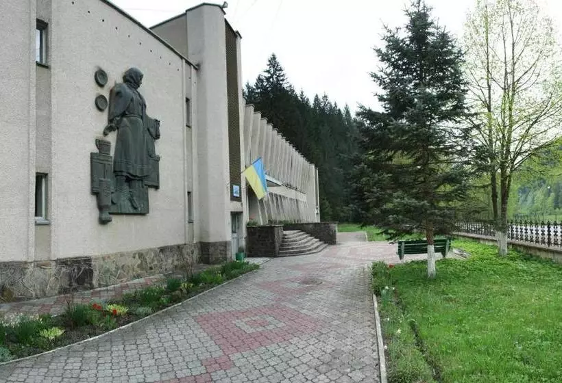 リゾートホテル Sanatorium Verhovyna