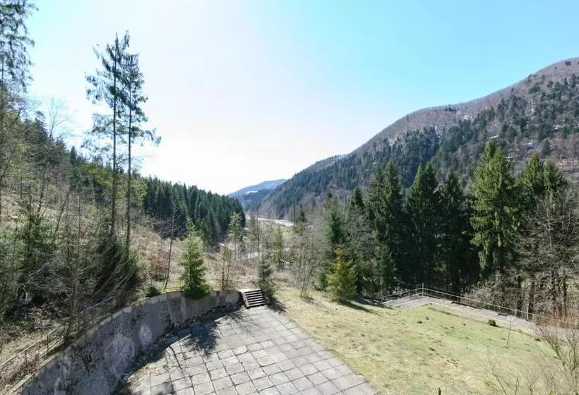 リゾートホテル Sanatorium Verhovyna