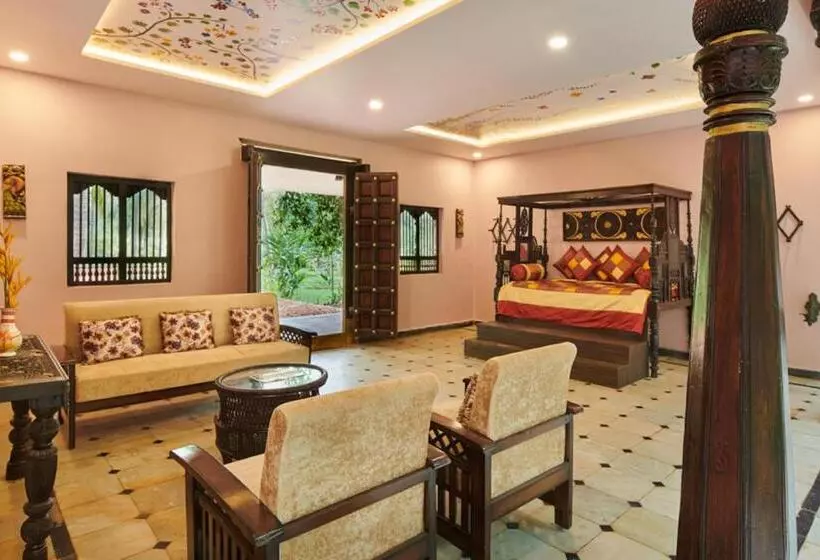 Lomakeskus Sterling Palavelli Godavari