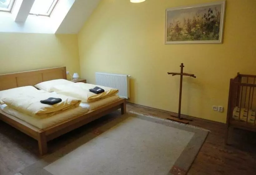 Retkeilymaja Jakubův Nový Dvůr