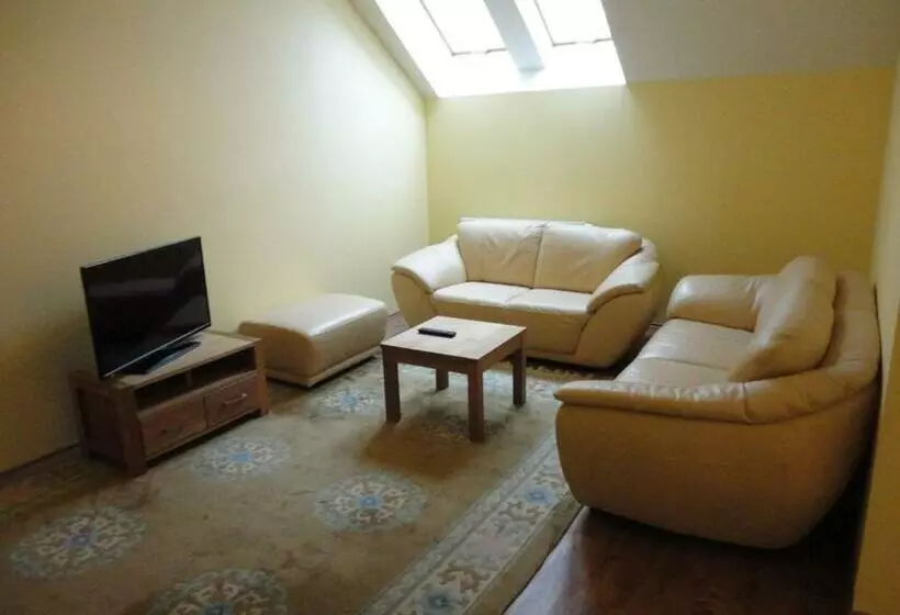 Retkeilymaja Jakubův Nový Dvůr