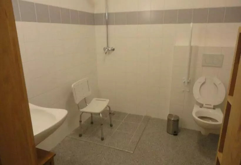 Retkeilymaja Jakubův Nový Dvůr