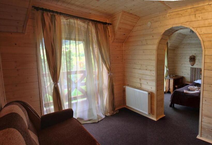 Albergue Oksamit Resort