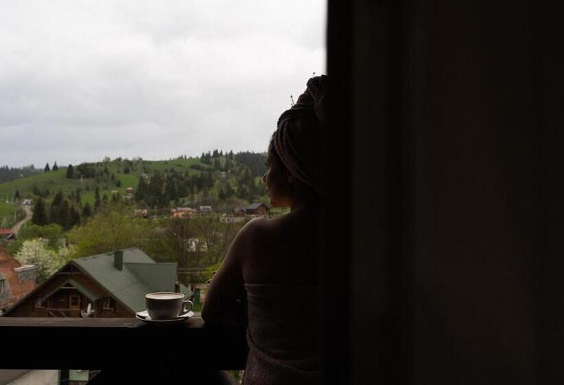 Albergue Oksamit Resort