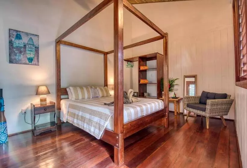 ベッドアンドブレックファースト Oasis Bluff Beach