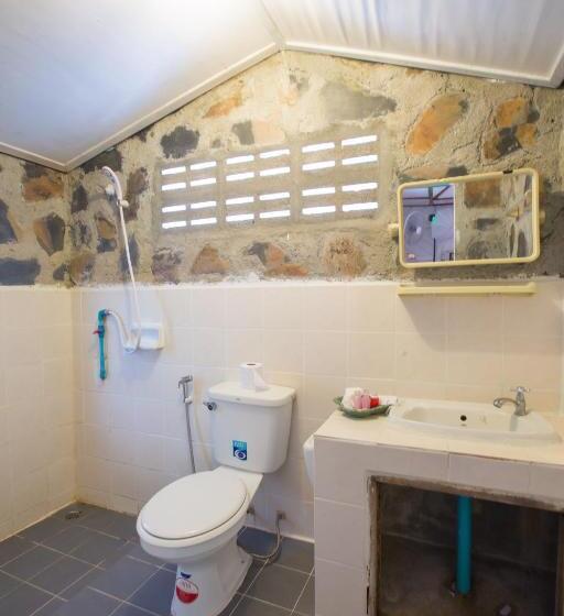 Bottle Beach 1 Resort