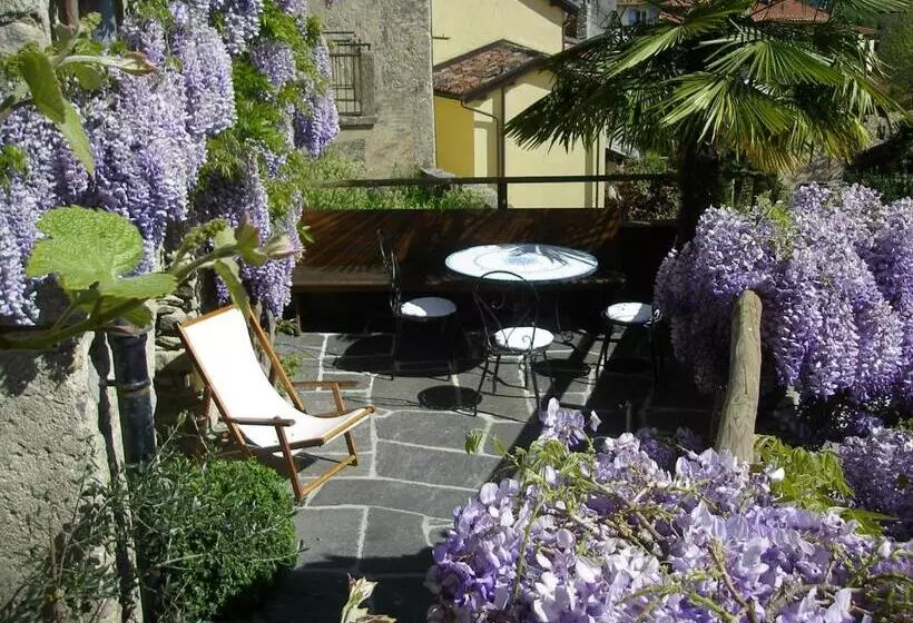 Hotelli Albergo Casa Santo Stefano