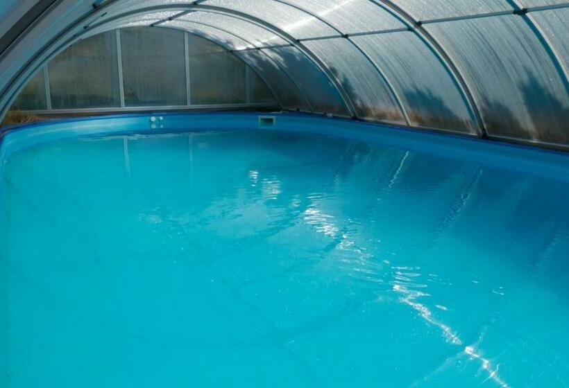 Szálloda Farma Zahradnice