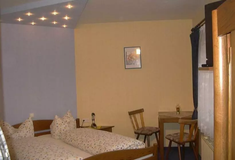 Hotelli Gasthof Rössle