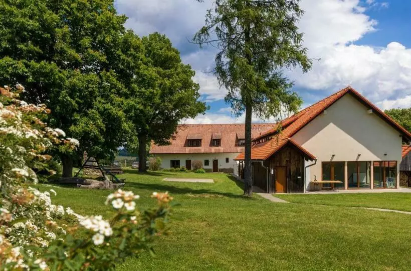 ホテル Hostinec U Zámečku Klokočov