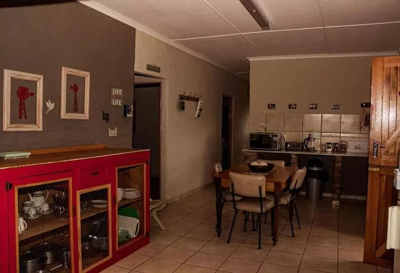 ホテル Kalkfontein Guesthouse