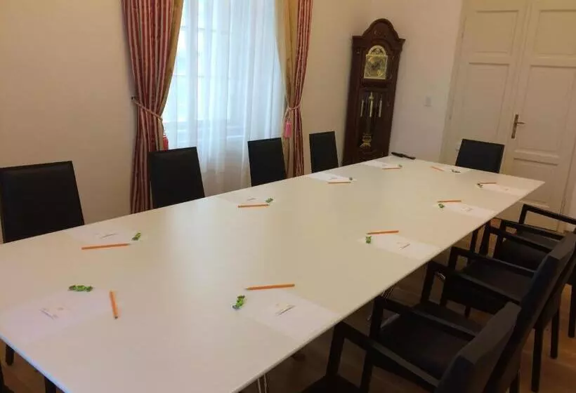 Hotelli Panství Dlouhá Lhota