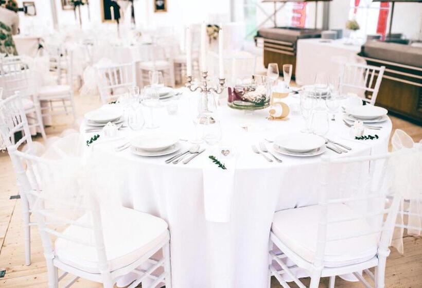 فندق Panství Dlouhá Lhota