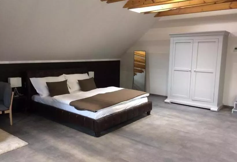 Hotelli Panství Dlouhá Lhota