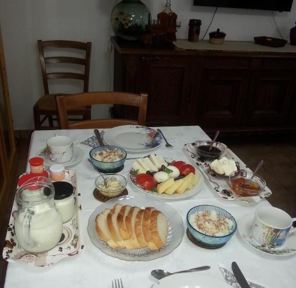 فندق Pensiunea Agroturistica Ioana