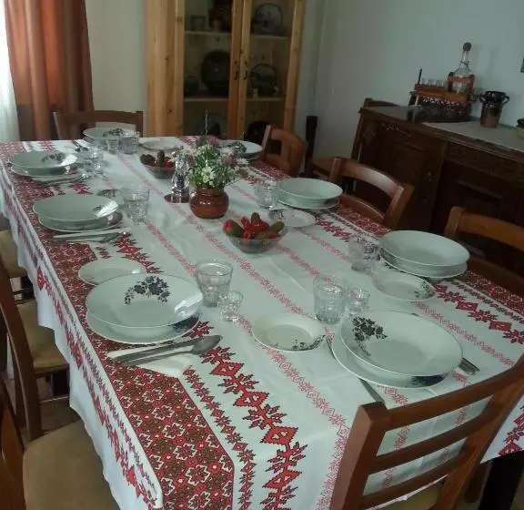 هتل Pensiunea Agroturistica Ioana