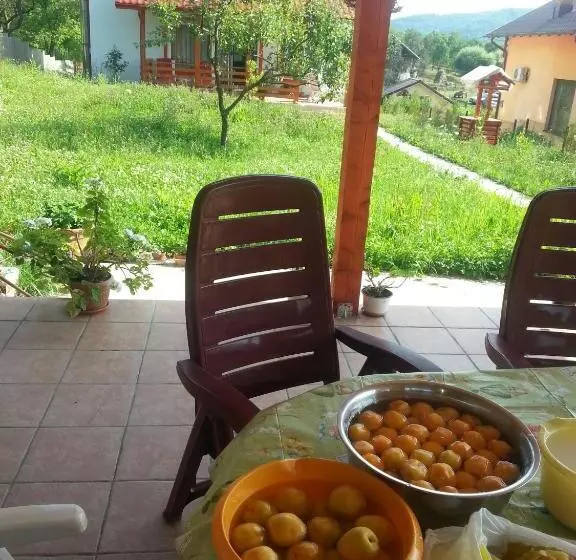 هتل Pensiunea Agroturistica Ioana