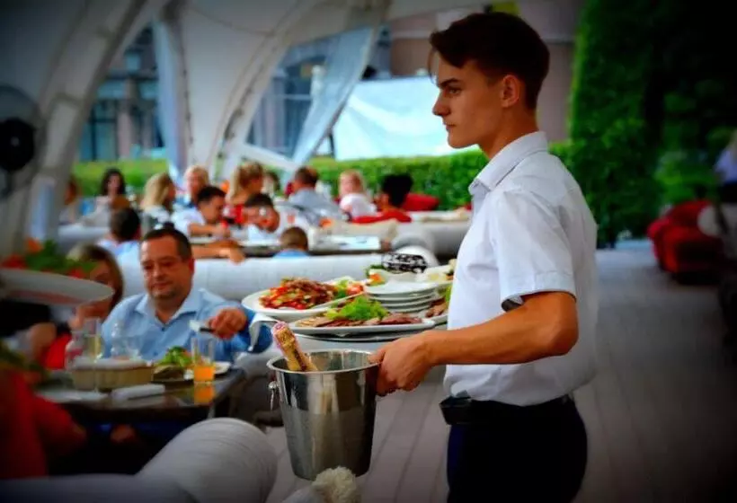 Hotelli Resort&spa Kamelot