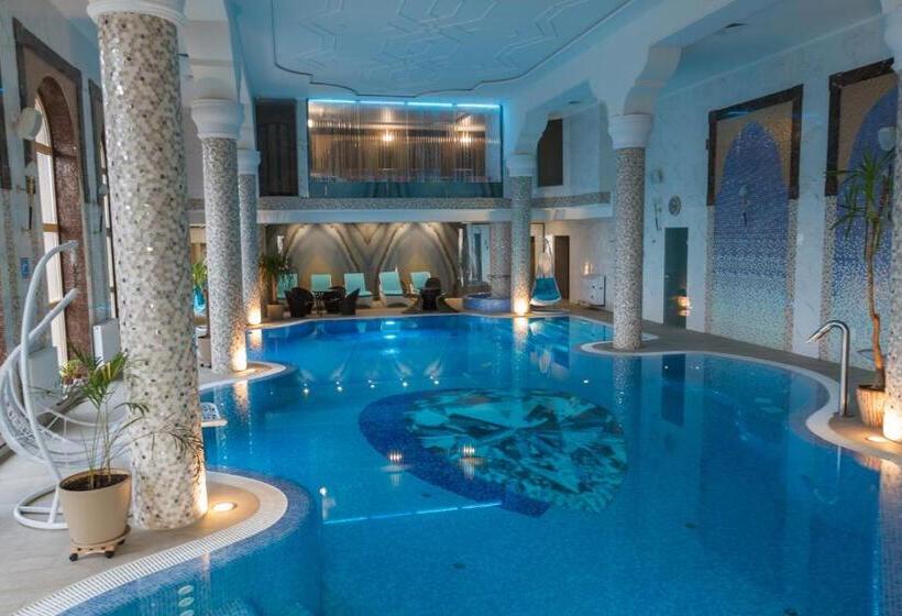 בית מלון כפרי Resort&spa Kamelot