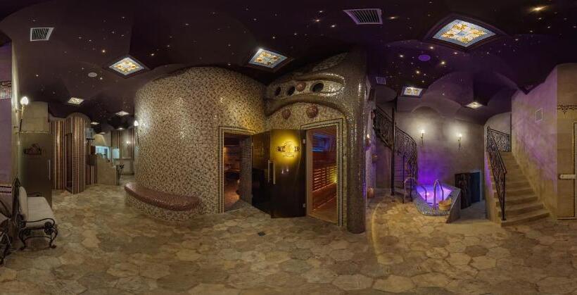 בית מלון כפרי Resort&spa Kamelot