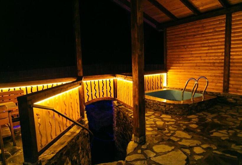 בית מלון כפרי Resort&spa Kamelot