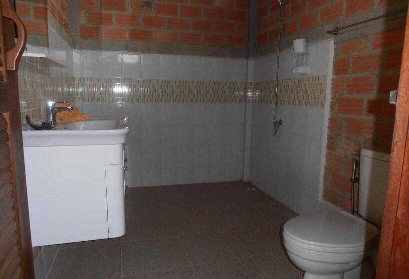 膳宿费 Ban Ban Bangalow