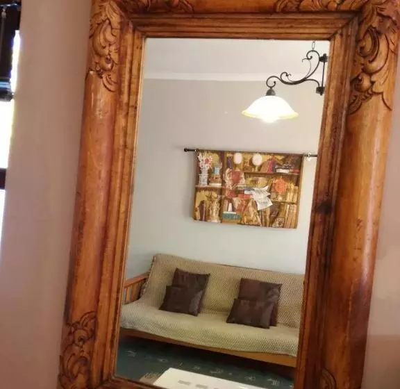 Majatalo Dekat Self Catering