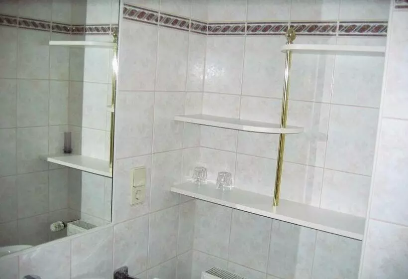 ペンション Gasthof Karlwirt