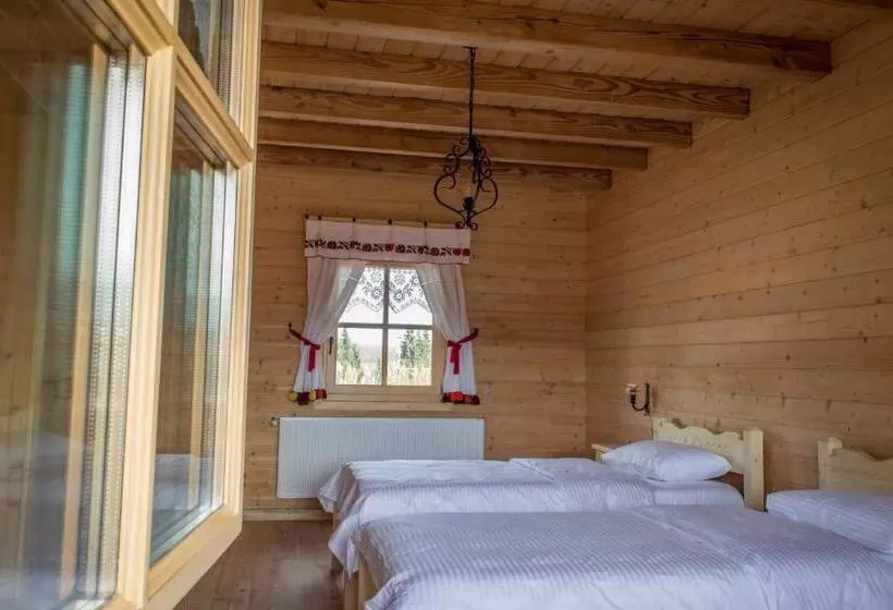 Majatalo Plai Cu Peri