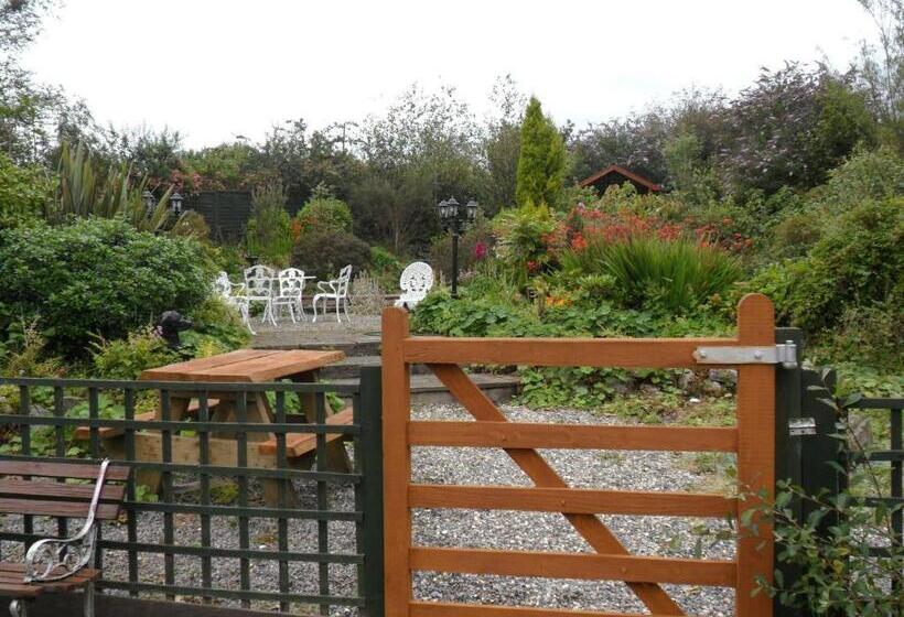 ペンション Stag Coach House