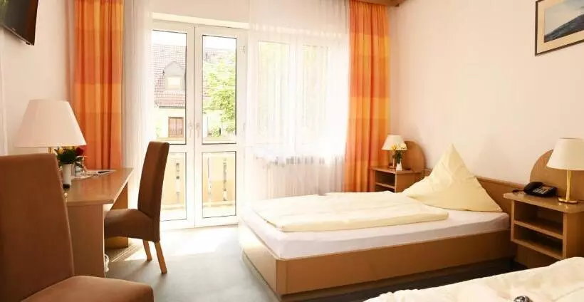 ペンション Zum Alten Wirt