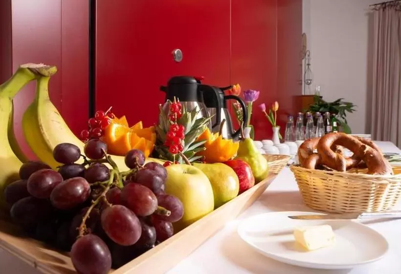 ペンション Zum Alten Wirt