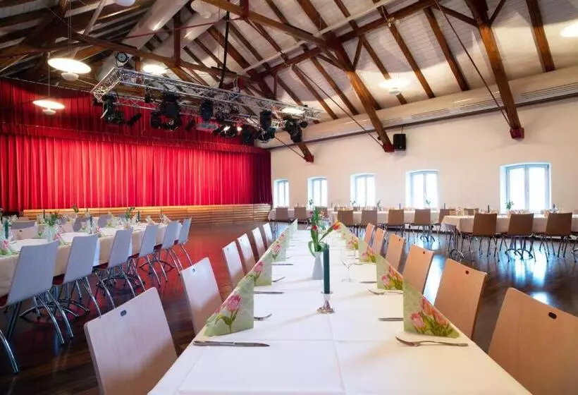 ペンション Zum Alten Wirt