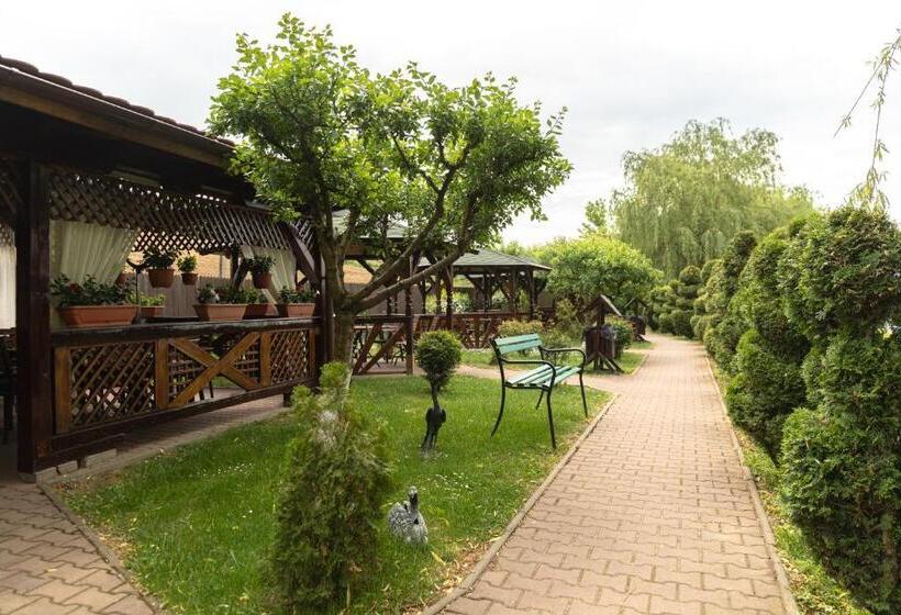 استراحتگاه Complex Turistic Darina Sancraiu De Mures