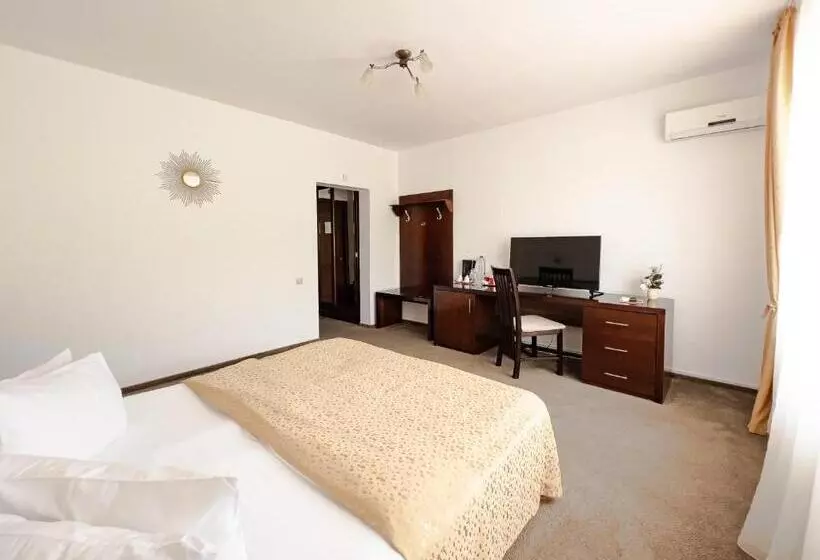 Lomakeskus Complex Turistic Darina Sancraiu De Mures