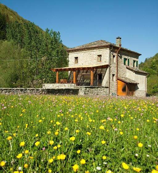 צימר Agriturismo Mulino Marghen Restored Watermill Retreat Center